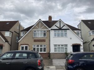 4 Bed Semi-Detached House For Sale – Rydal Gardens TW3