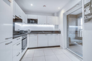 2 Bed – 8 Lawrence Court, Catford, London, SE6 4EA