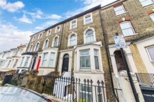 2 BedRoom – Cobham street, Kent, DA11 0SB