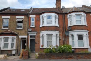 1Bedroom – 609, Kingston Road, Wimbledon, London SW20 8SA
