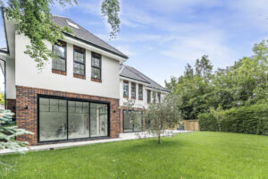 6 Bedroom – The Mount, Warlingham, CR6 9JF